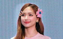 Hòa Minzy: 'Hàng trăm thương hiệu sẵn sàng bỏ nhiều tiền mời tôi quảng cáo'