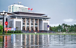 Trung tâm Bắc Giang ngập sâu sau mưa lớn