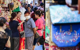 Cửa hàng chỉ nhận tiền mặt, không nhận chuyển khoản: Có thể bị xử phạt, truy thu thuế