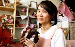 Búp bê má lúm, tóc mây như người thật hút khách làm quà tặng