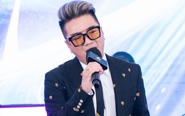 Đàm Vĩnh Hưng có lo sợ các bản hit 'kiếm cơm' bị người khác mua sạch?