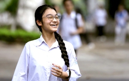 Đề thi văn vào lớp 10 chuyên ở Hà Nội về 'ánh sáng riêng bên trong mỗi người'