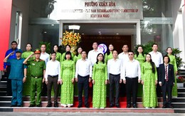 Lễ chào cờ đầu tiên ở phường Xuân Hòa, nơi Tổng Bí thư Tô Lâm đặt hàng xây dựng phường kiểu mẫu