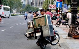 Hàng rong, ăn xin chèo kéo, Đà Nẵng tìm cách xử lý, kêu gọi du khách 'đừng cho tiền'
