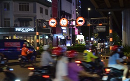 TP.HCM lắp biển báo giao thông phát sáng dễ nhận diện ban đêm