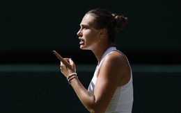 Sabalenka 'nổi điên' vì hành vi ăn mừng thiếu tôn trọng của Anisimova ở bán kết Wimbledon