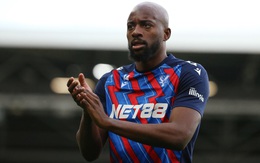 Crystal Palace hứng chịu 'điều bất công nhất lịch sử bóng đá'