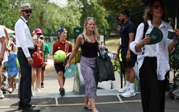 Wimbledon tiết lộ về băng nhóm cá độ giấu thiết bị trong giày