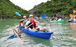 Vớt rác thải nhựa, ngày đêm bảo vệ viên ngọc xanh Lan Hạ