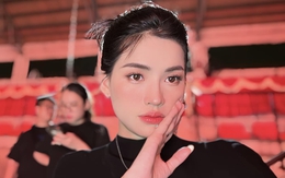 Mỹ phẩm bị thu hồi, 'chiến thần' bán hàng livestream Võ Hà Linh phân trần vì bị réo tên