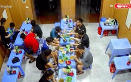 Thời tới cản không nổi: Chuẩn bị đóng cửa quán thì khách vào ồ ạt