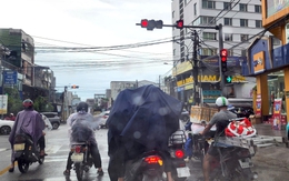 Chống ùn tắc giao thông ở Huế: 'Cho rẽ phải, đèn tín hiệu phải sáng cả ngày'