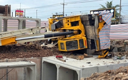 Sập cần cẩu trên công trường cao tốc Biên Hòa - Vũng Tàu làm một người chết