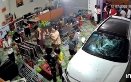 Ô tô tông vào nhà dân, tài xế xin đền bù rồi 'biến mất'; 'Cho thuê bụng' giá 350-600 triệu đồng