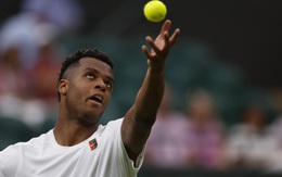 ‘Gã khổng lồ’ 2m03 Perricard lập kỷ lục cú giao bóng ở Wimbledon