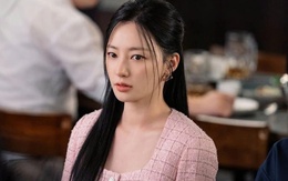 Song Ha Yoon phủ nhận bạo lực học đường sau một năm im lặng, cảnh sát truy nã người tố cáo
