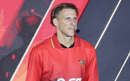 Huyền thoại bóng đá Diego Forlan đến Việt Nam