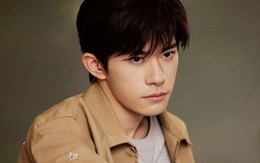 Dịch Dương Thiên Tỉ thà mắc sai lầm còn hơn sống tầm thường?