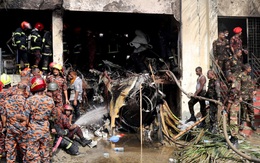 Máy bay huấn luyện rơi trúng trường học ở Bangladesh, ít nhất 19 người thiệt mạng