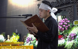 Gia đình, bạn bè yêu thương tiễn biệt họa sĩ Lê Thiết Cương