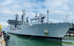 3 tàu hải quân lớn của Ấn Độ cùng lúc cập cảng thăm Đà Nẵng
