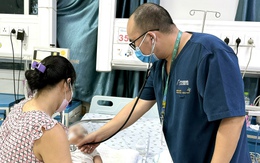 Tăng phụ cấp cho y bác sĩ: Cần làm nhanh