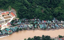 Cận cảnh cơn lũ lịch sử ở miền Tây Nghệ An