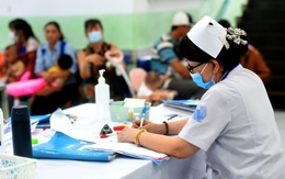 Chụp hình bệnh nhân khám bảo hiểm y tế để chuyển đổi số là cần thiết nhưng đừng gây thêm phiền hà