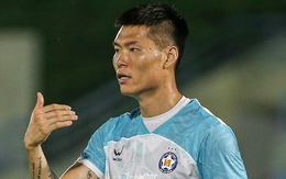 Ngoại binh Hàn Quốc khóc khi ký hợp đồng ở V-League