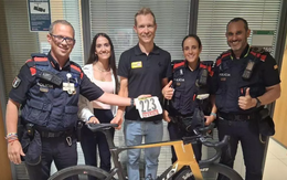 Cua rơ ở Tour de France được trả lại xe đạp đua bị mất cắp