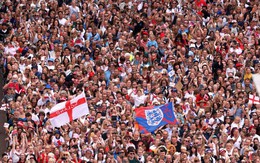 Biển người hâm mộ Anh ăn mừng chức vô địch Euro 2025 của đội tuyển nữ