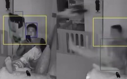 Cười sảng thanh niên tung cước với bóng bay