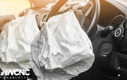 Pháp: Phải thay túi khí lỗi trong 15 ngày, đưa xe cho khách đi tạm