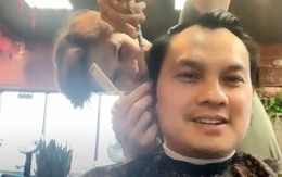 Nam ca sĩ Việt từng nổi đình đám giờ gội đầu mưu sinh ở Mỹ