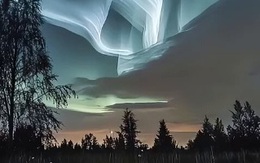 Cực quang trắng cực hiếm xuất hiện trên bầu trời Na Uy?