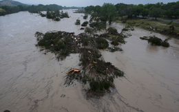 Thảm họa lũ lụt ở Texas: Ít nhất 51 người chết, trong đó có 15 trẻ em