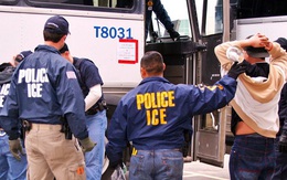 ICE có 'ủy quyền' cho các 'thợ săn tiền thưởng' để bắt giữ người nhập cư trái phép?