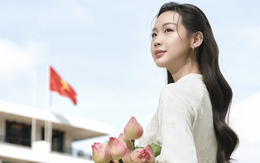 Hoa hậu Lê Nguyễn Bảo Ngọc tốt nghiệp đại học loại giỏi