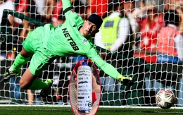 ‘Chai nước thần’ giúp Crystal Palace hạ Liverpool ở Community Shield