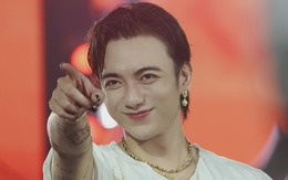 Soobin sẽ hát 'Trống cơm', 'Người Việt' và loạt hit nào trong 'Moments of Wonder'?