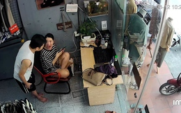 Vợ giật mình thon thót khi chồng đứng sau lưng