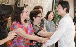 Nguyễn Văn Chung họp fan đặc biệt: Chuẩn 'con trai cưng' của các 'cụ khán giả'