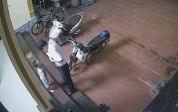 'Bảo sao bao nhiêu sổ đỏ về tay cháu hết'