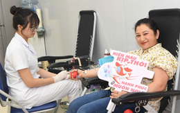 Nối dài giọt máu cứu người