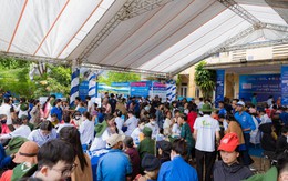 Vì một Việt Nam khỏe mạnh hơn, Long Châu cùng Trường Giang mang 'Hành trình sẻ chia' đến mọi miền