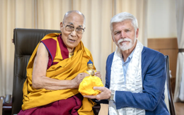 Trung Quốc cắt đứt liên lạc với tổng thống Czech vì gặp Đức Đạt Lai Lạt Ma