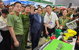 Thủ tướng Phạm Minh Chính dự triển lãm quốc tế về kỹ thuật và phương tiện phòng cháy chữa cháy