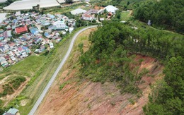 Phong tỏa quả đồi sạt lở kề khu dân cư ở Đà Lạt