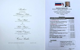 Nhân viên Nhà Trắng để quên thực đơn ông Trump chiêu đãi ông Putin tại khách sạn