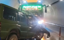 Hai ô tô tông nhau trong hầm đèo Ngang, 2 người thiệt mạng
